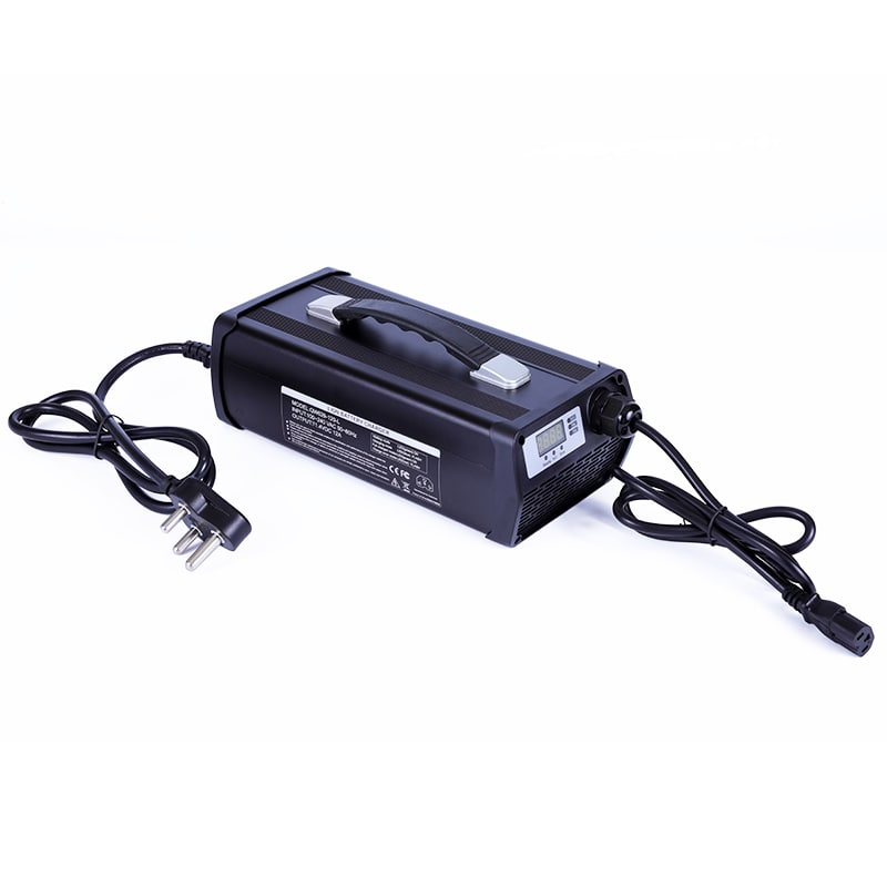 900W Battery Charger 21s 63V 67.2V LiFePO4 Batteries Chargers DC 75.6V/76.65V 10A 11.5A for Electric Forklifts