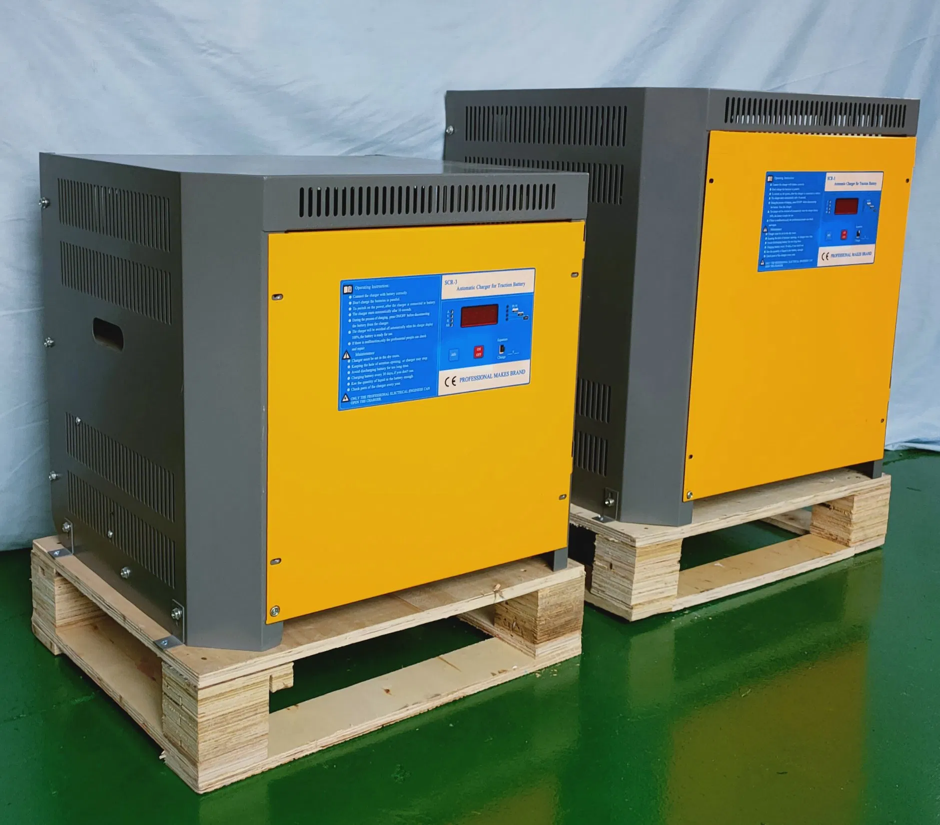 High-Performance Traction Battery Charger for Forklifts SCR Series