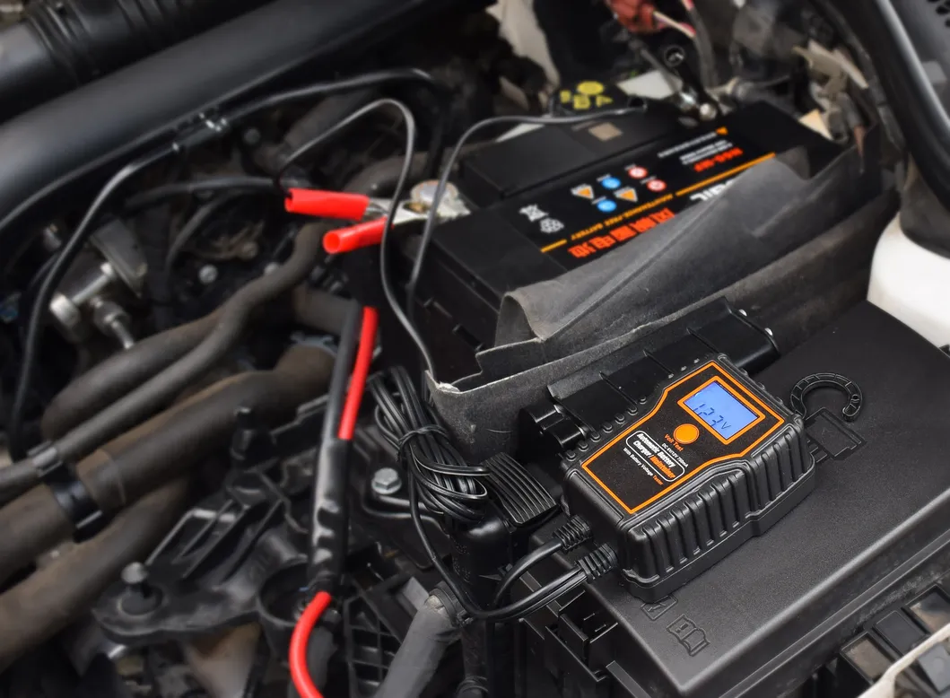 LCD Display Smart Charger Details