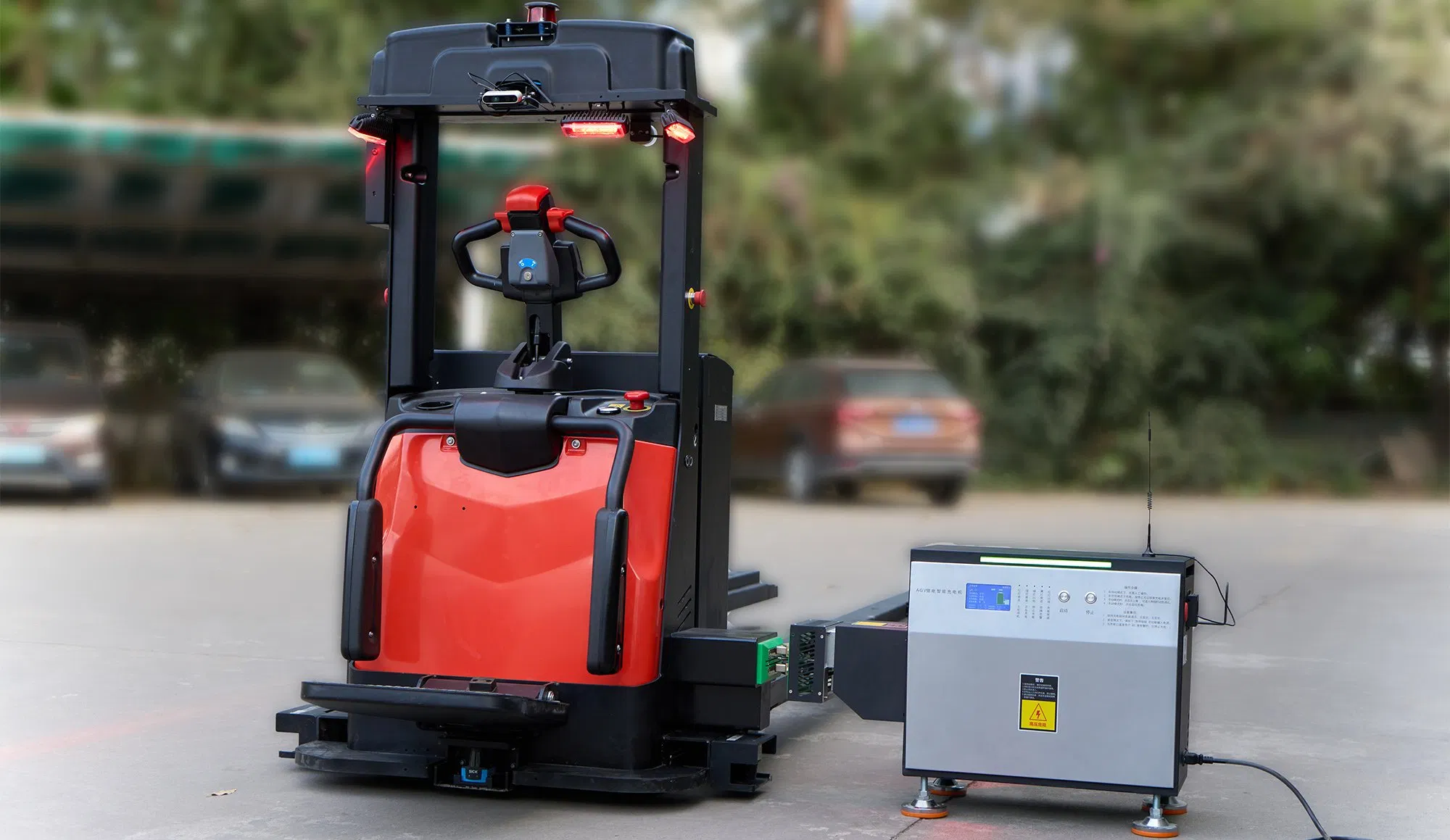 CE/UL/TUV Certified 24/36/48V Electric Forklift Lithium Battery Charger &amp; Charging Station