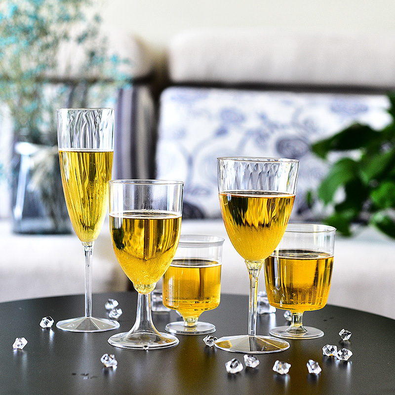 Plastic Wine Glass Display 3
