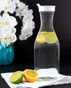 Juice Pitcher Scene 2
