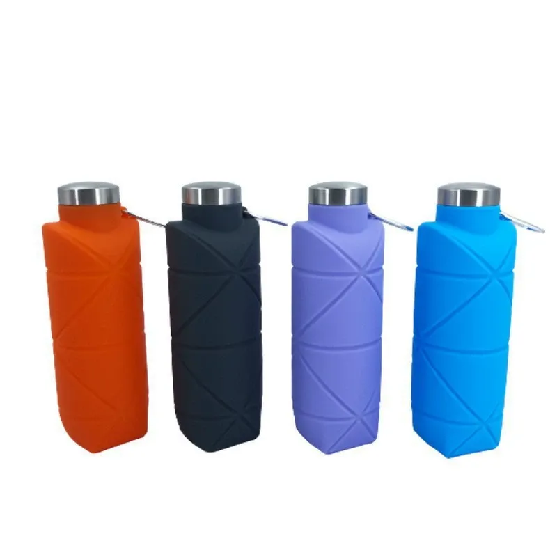 China Leak-Proof 700ml Silicone Water Bottle Collapsible & Reusable for Outdoor Adventures Suppliers, Factories