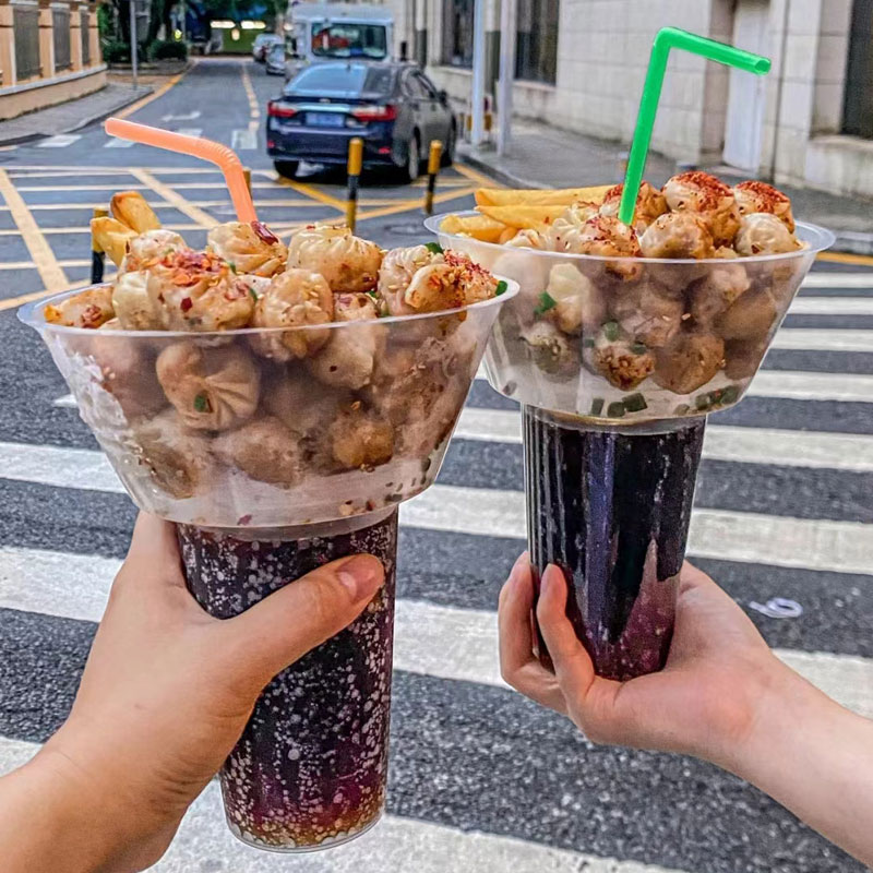 China  Stadium Snack Drink Cup Disposable Plastic Cup with Snack Bowl on Top Manufacturers, Suppliers