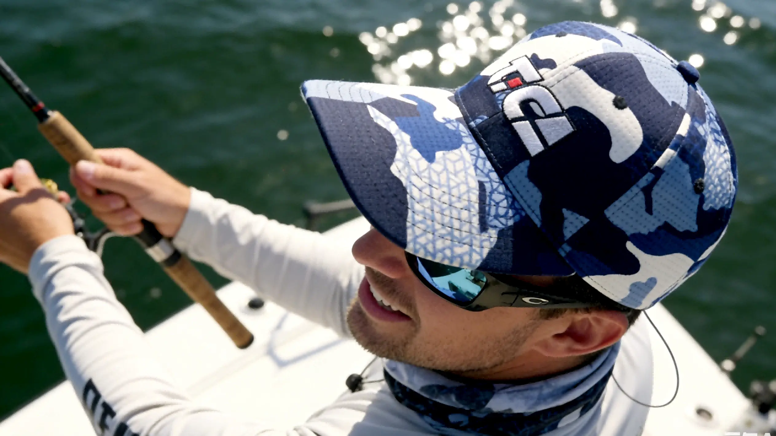 Custom China Suppliers Camo Fishing Hat with Long Brim - Breathable Outdoor Baseball Cap from Factory for Men Suppliers, Factories