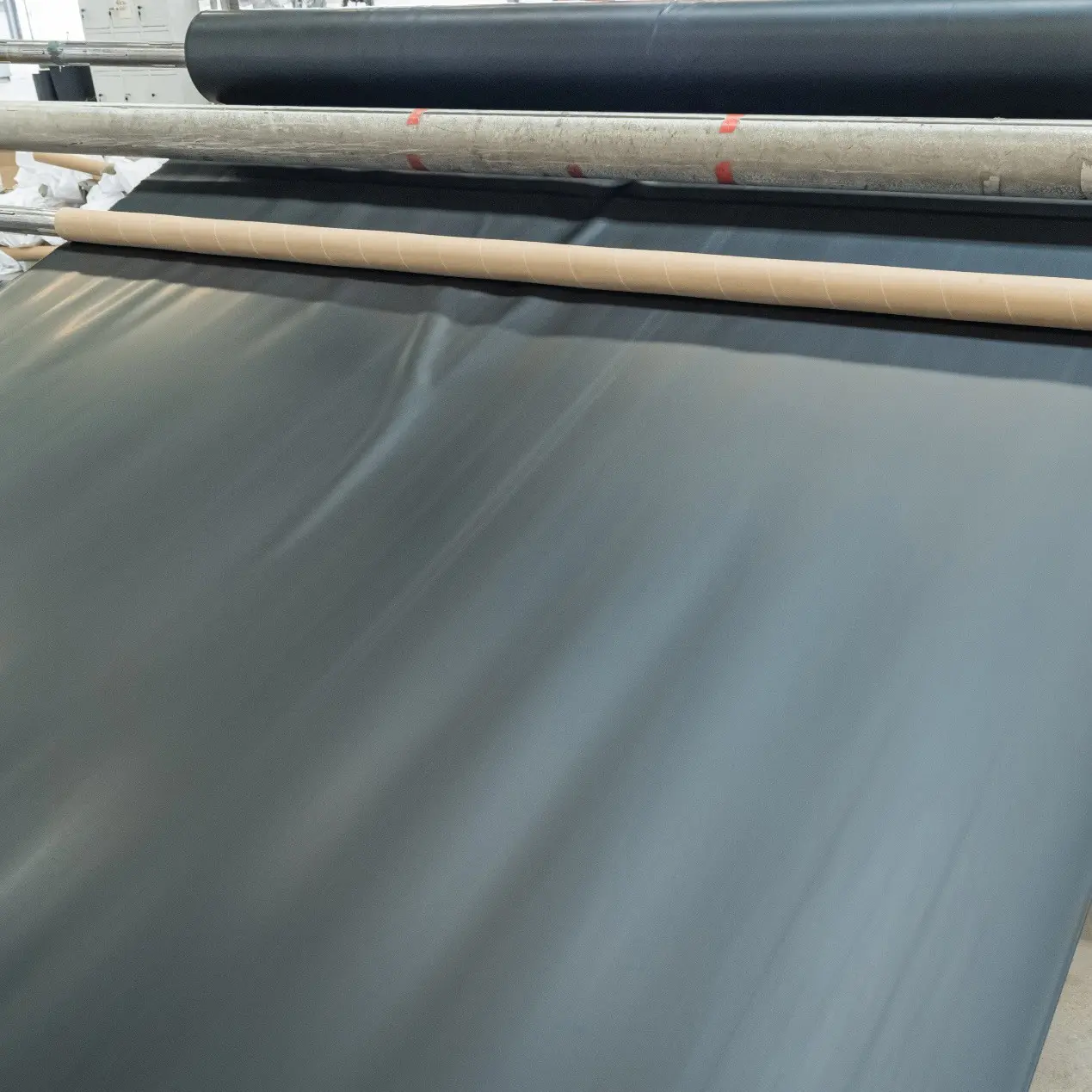 High-Quality LDPE EVA LLDPE Smooth Surface Flexible Polyethylene Earthwork Film, Construction Material Geomembrane Manufacturer, Companies
