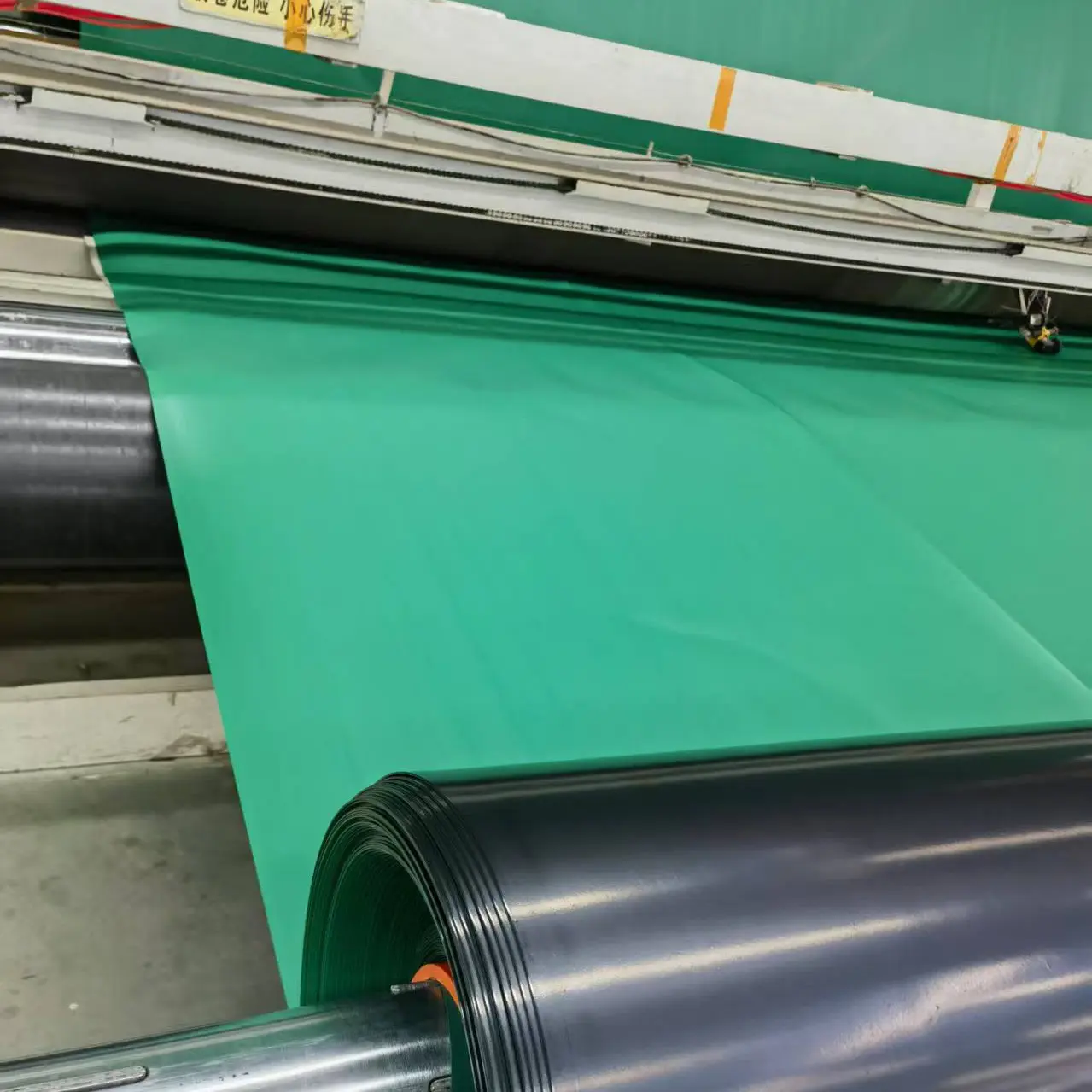 Double Color Geomembrane