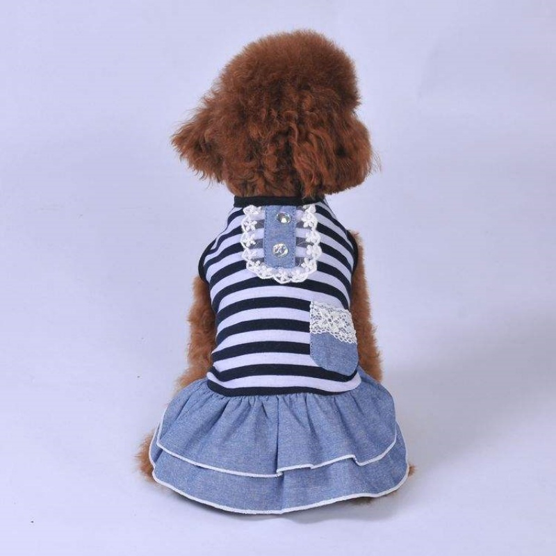 High-Quality Polyester Pet Apparel: Fashionable Summer Puppy Crew Neck Sweater