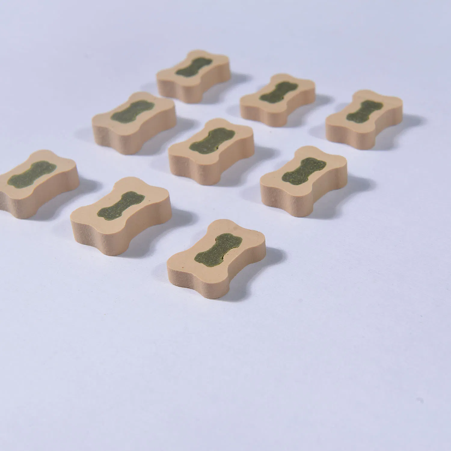 Dog Food 100% Natural Dried Mint Flavour Bone Shape Slice Dog Treats for Training Reward