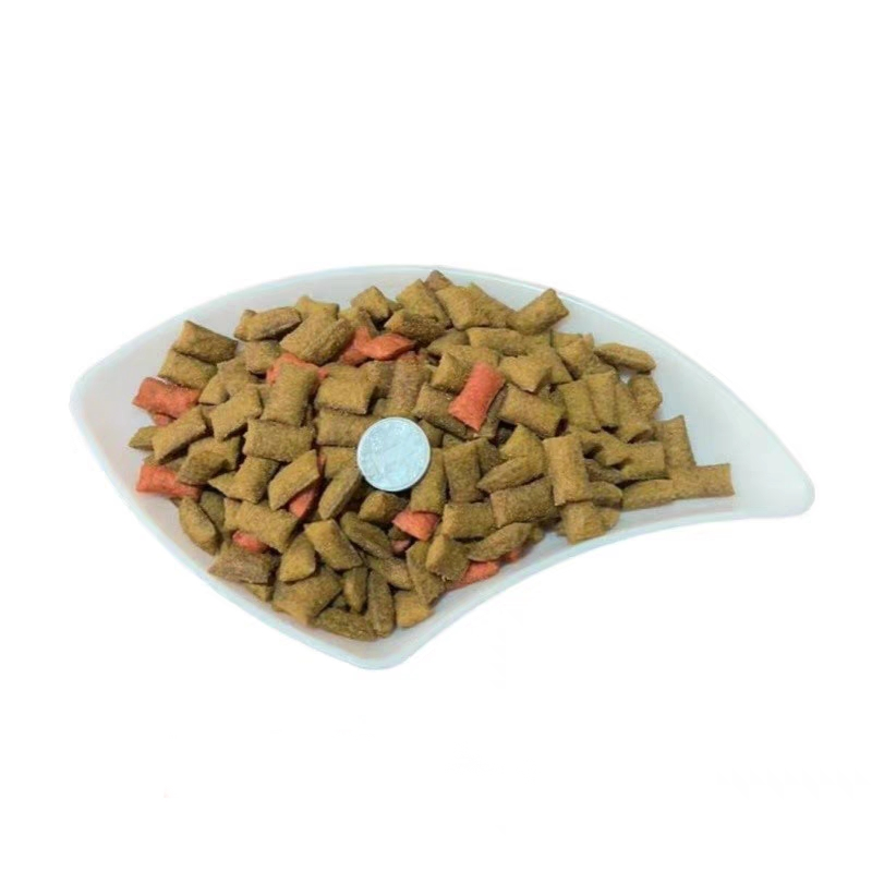 Classic Crunchy and Soft Salmon Flavor 16 Oz. (453.6g) Tub Cat Treats
