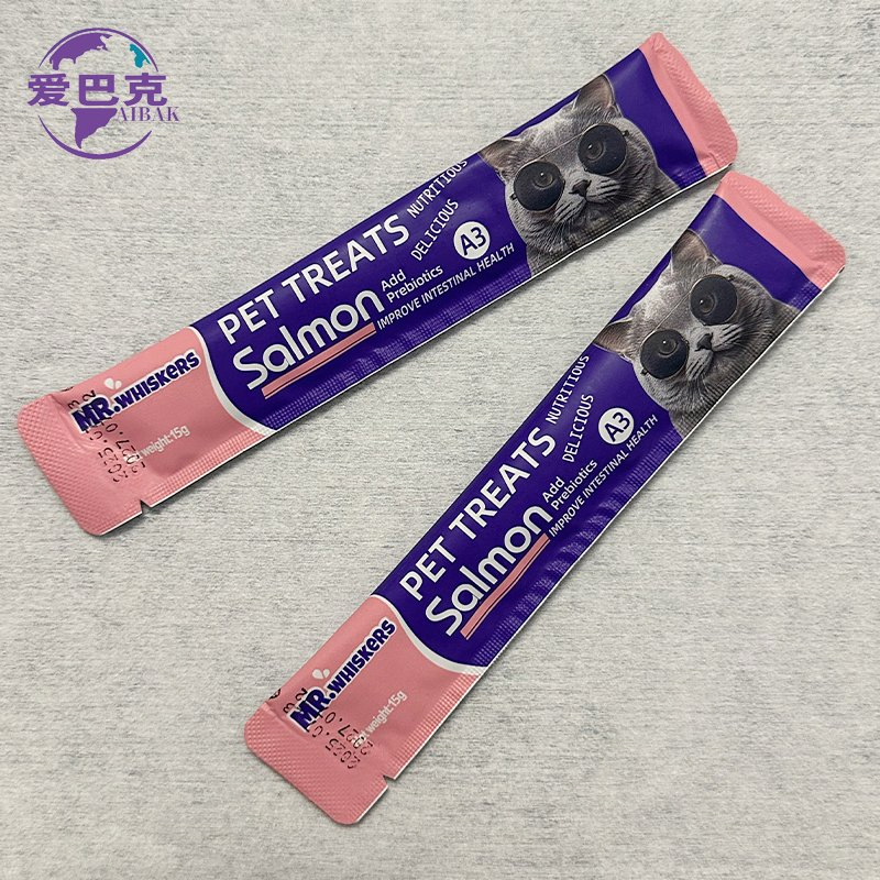 Healthy Organic Pet Treats with Tuna and Beef for Cats