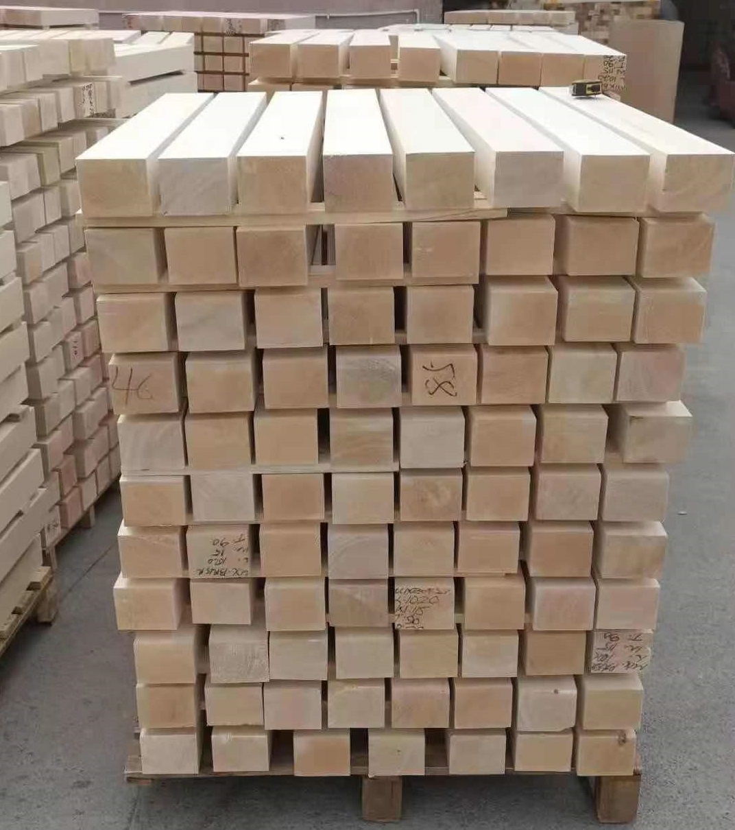 High Quality Wholesale Cheap Price Building Blocks DIY Toys Balsa Wood Custom Wooden Block Hot Sale
