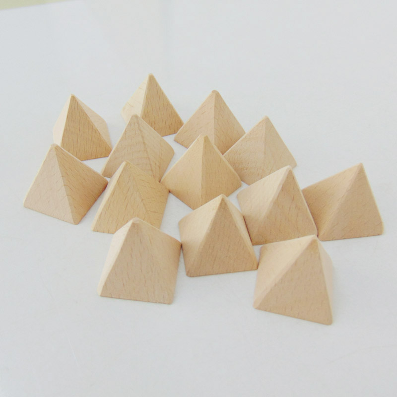 Wooden Pyramid Blocks Detail 2
