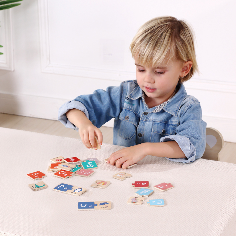Montessori Alphabet Play Set Wooden Word Block Letters Board Learning Puzzle Educational Box for Kids