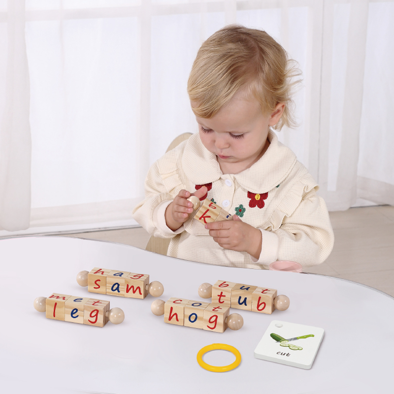 Montessori Alphabet Play Set Wooden Word Block Letters Board Learning Puzzle Educational Box for Kids