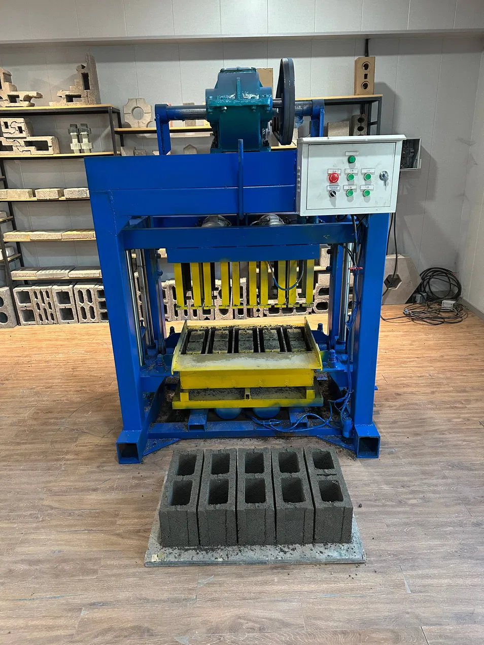 Brick machine detail