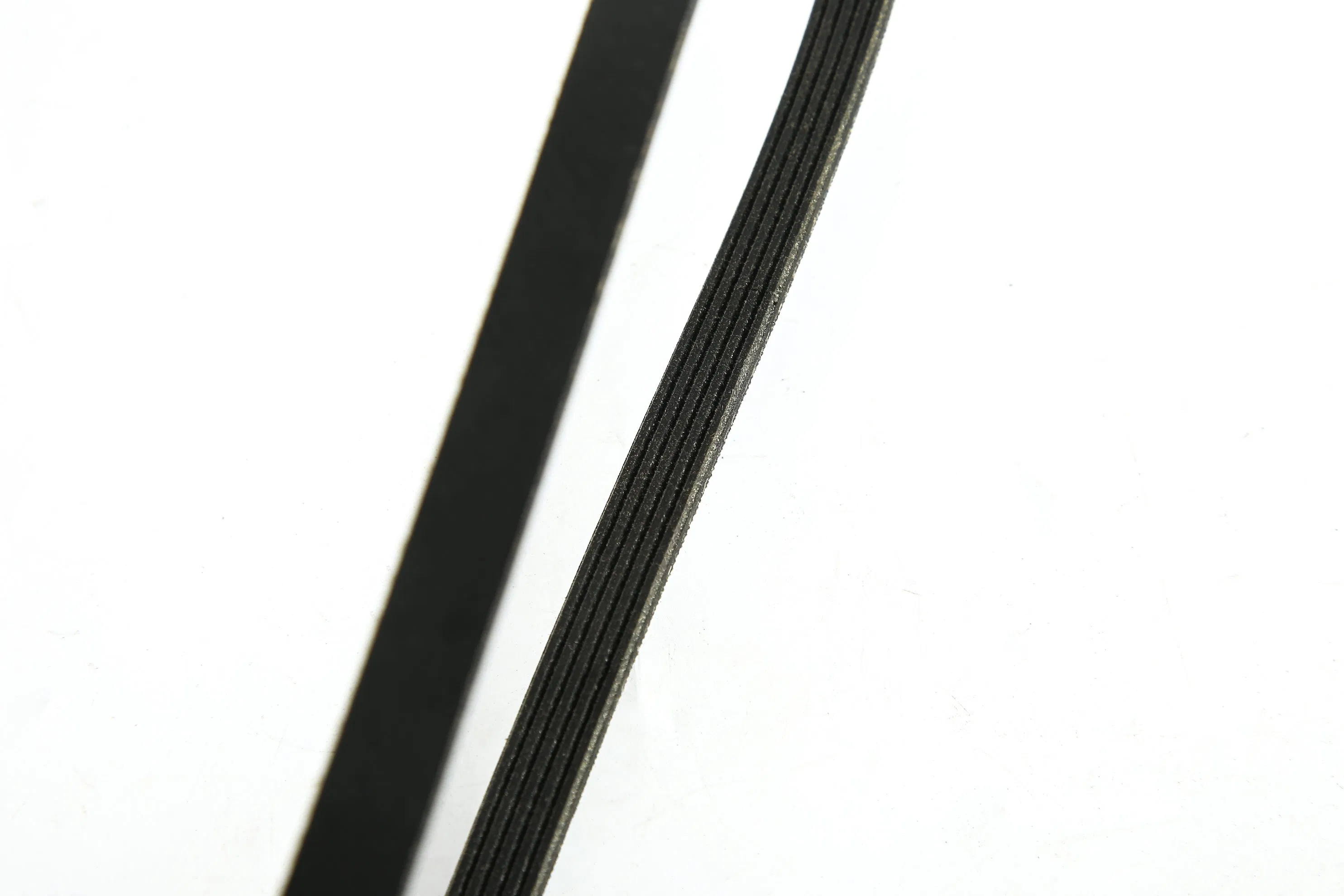 Bio-Mimetic Sync Belt Engineered with Shark-Skin Inspired Texture for Optimal Fluid Dynamics