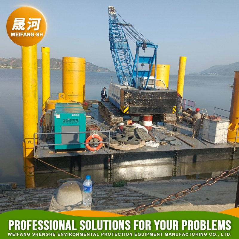 Transportation Ferry for Loading and Unloading Platform