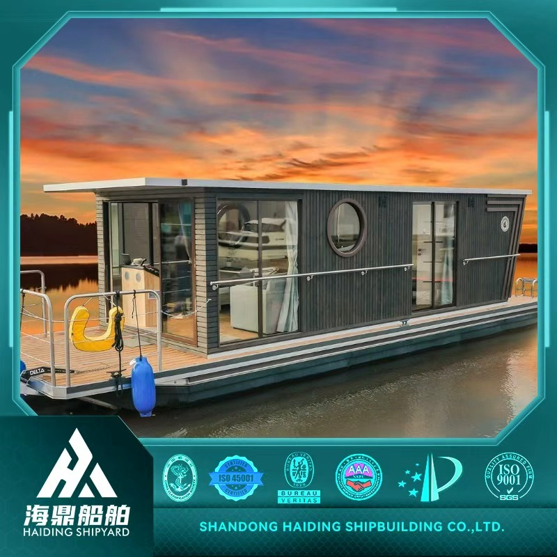 Customizable Modular Houseboat Kits for DIY Assembly Houseboat