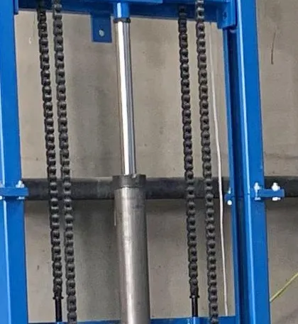 Hydraulic anti fall device