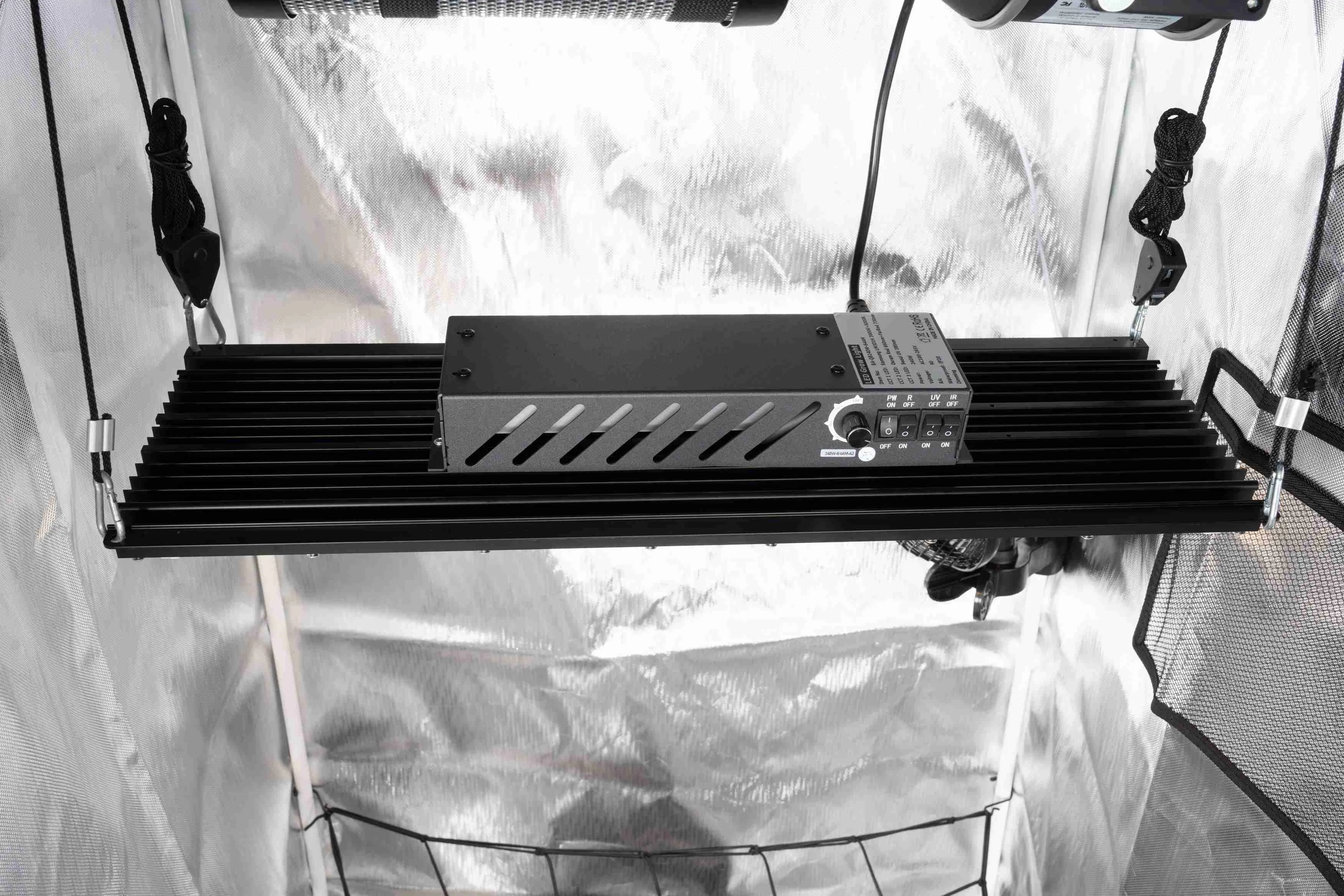 150W Growing Seedlings 2X2 Grow Tent Kit Bar Type Under Canopy Ultraviolet Grow Tent Kit with Top Quantity (EMC) Meanwell Power