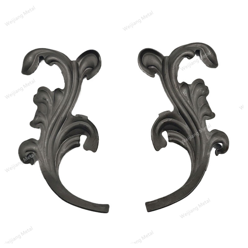 Factory Custom Iron Leaf Art for Garden Fence Decoration