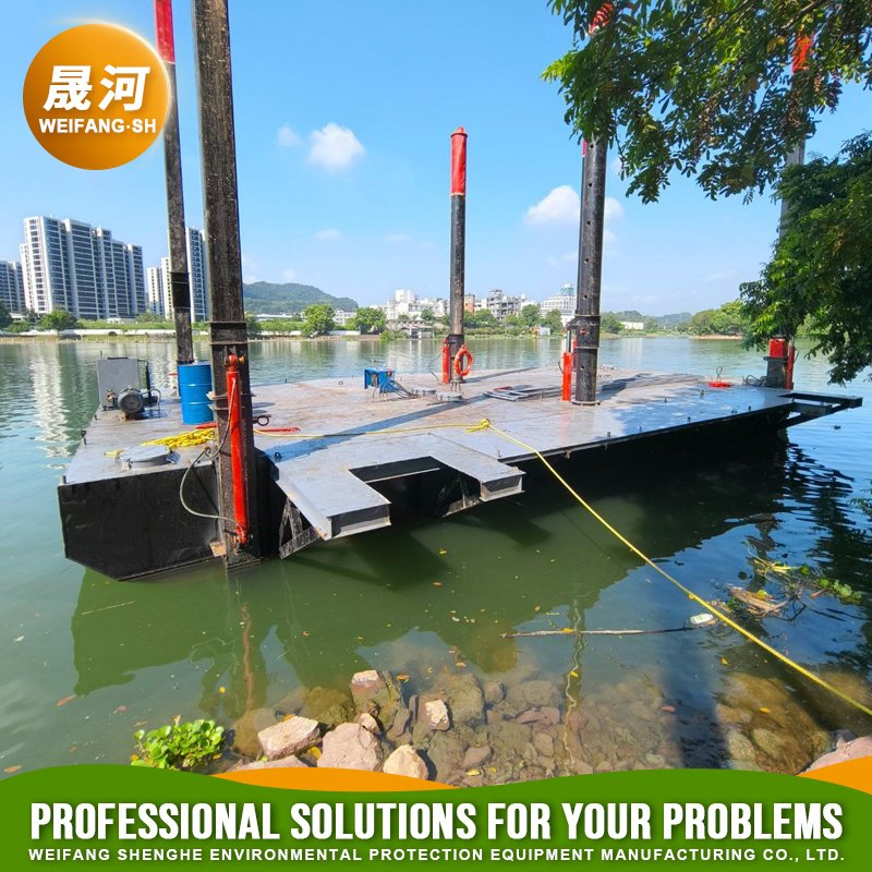 Transportation Ferry for Loading and Unloading Platform