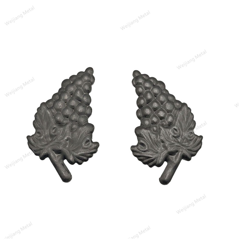 Factory Custom Iron Leaf Art for Garden Fence Decoration