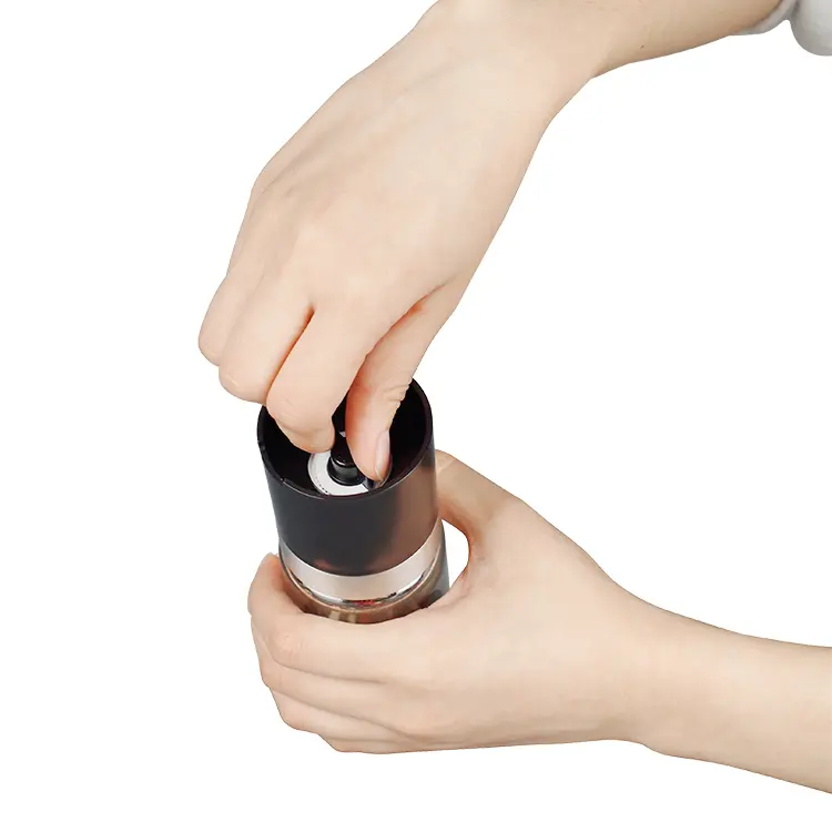 ODM  Bulk Portable Pepper Grinder with Glass Jar Manufacturers, Suppliers