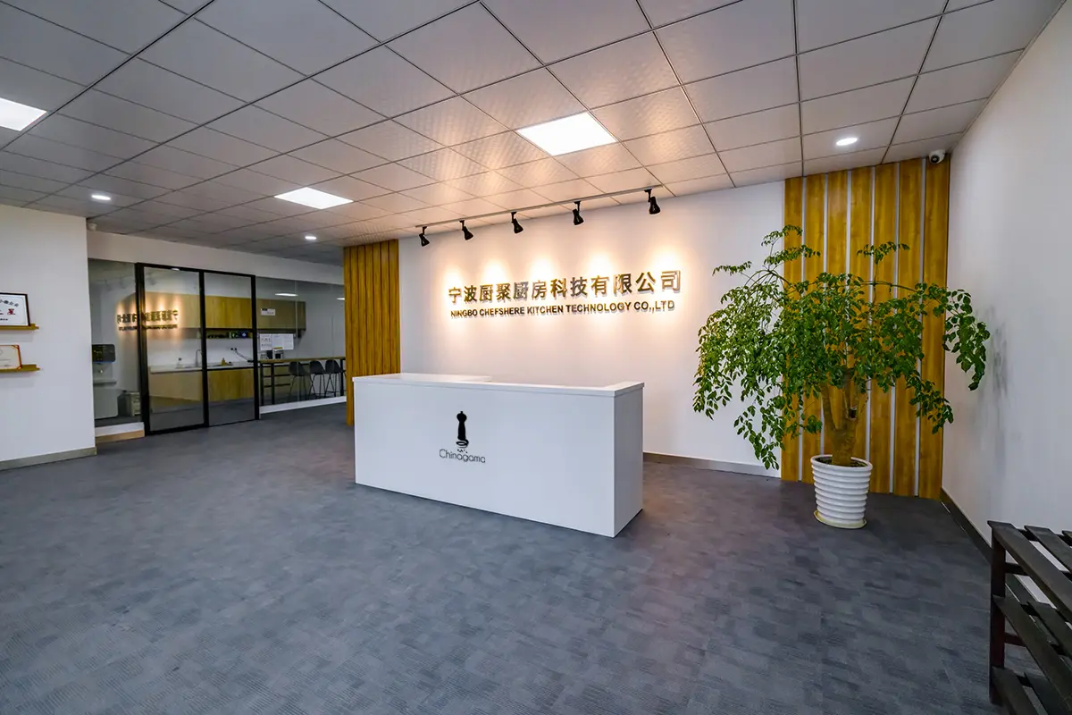 Chinagama modern manufacturing equipment and skilled employees in production facility