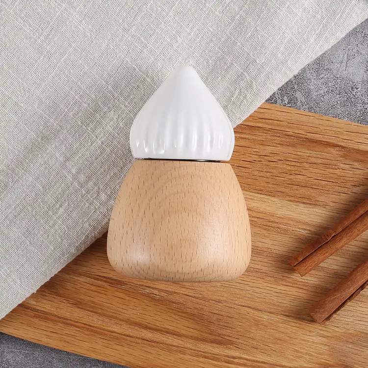 Compact Wooden Salt Grinder with Ceramic Burr1
