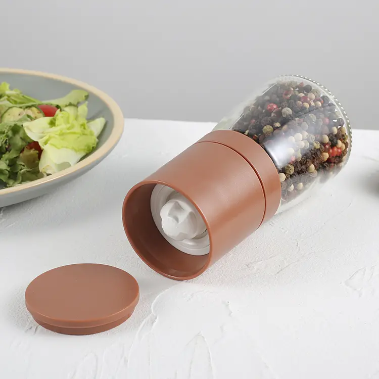 Customized Portable Spice Mill Grinder with Plastic 1