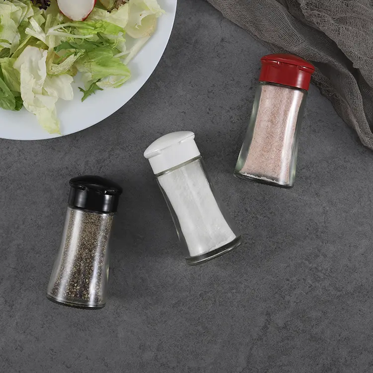 Spice Shaker Features