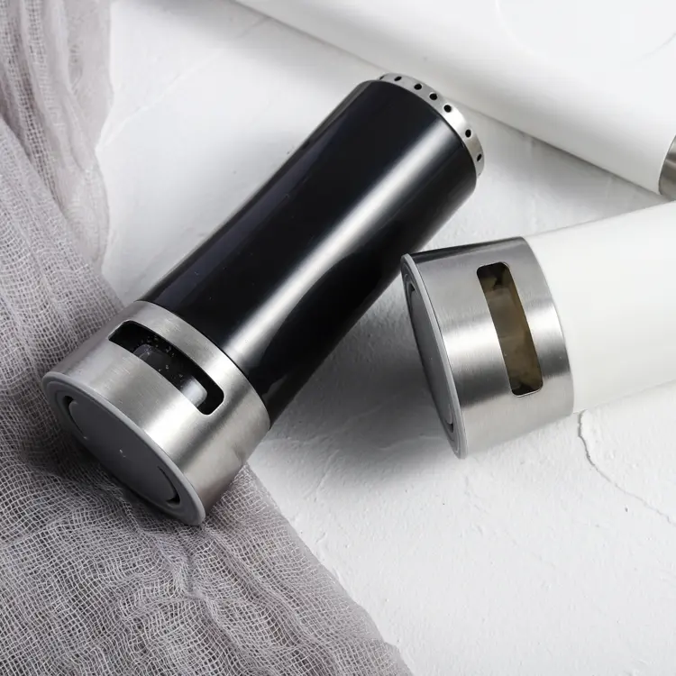 Premium Quality Materials Shaker Detail