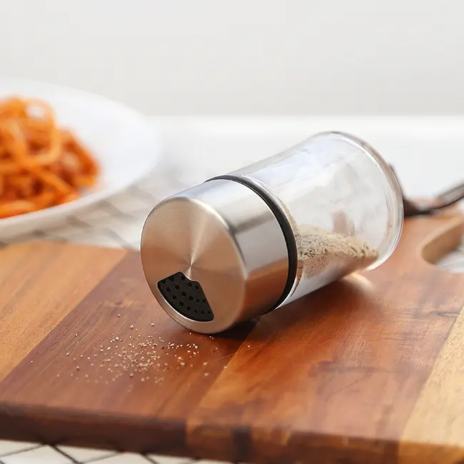 Spice Shaker Set Safety Design