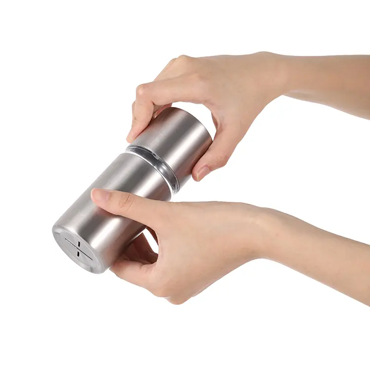 Wholesale Stainless Steel Manual Nutmeg Grinder