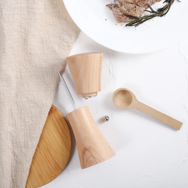 Wooden Salt And Pepper Grinders 5