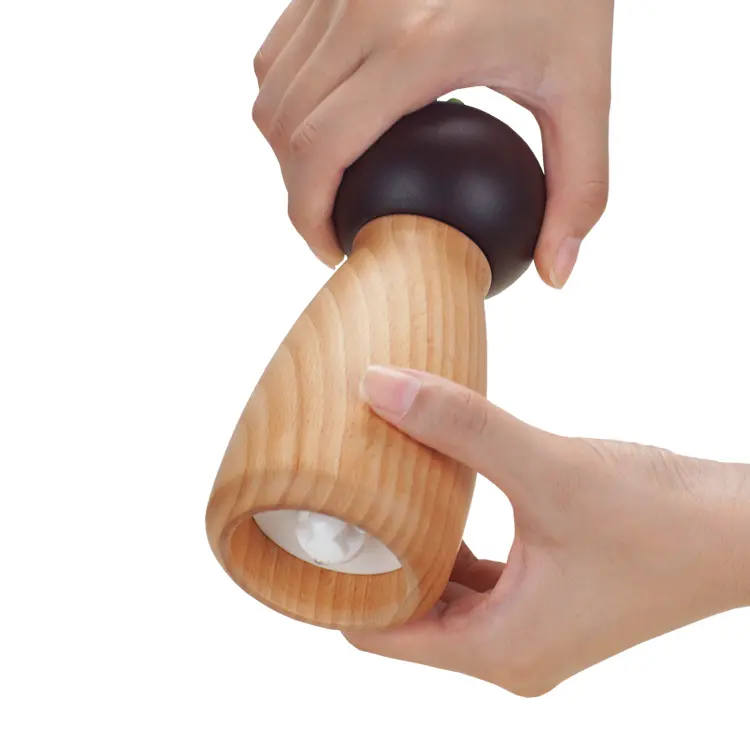 ODM New Beech Wood Salt and Pepper Grinder 