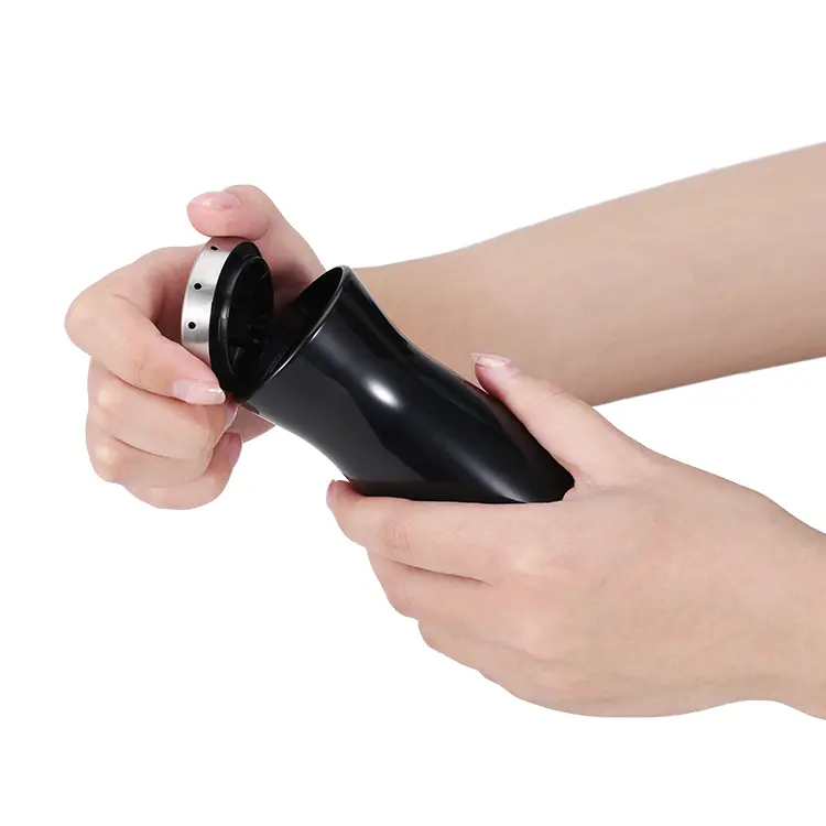 salt & pepper shakers 5