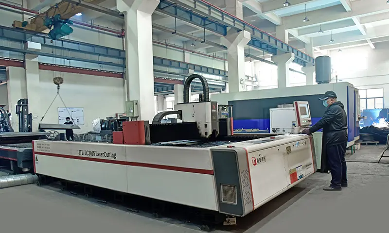 Laser cutting