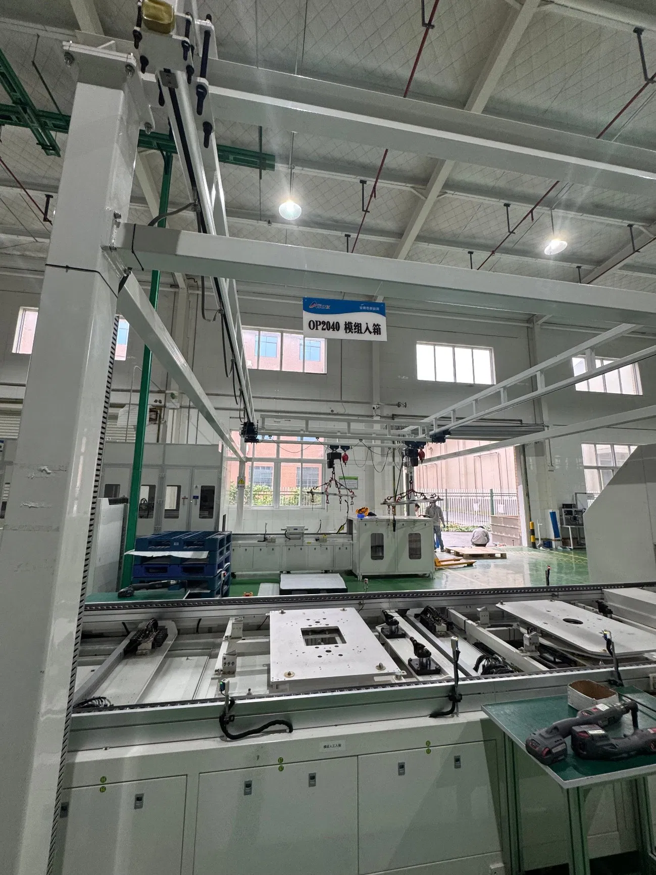 Armário de Armazenamento de Energia Industrial Durável 261kwh para Revenda