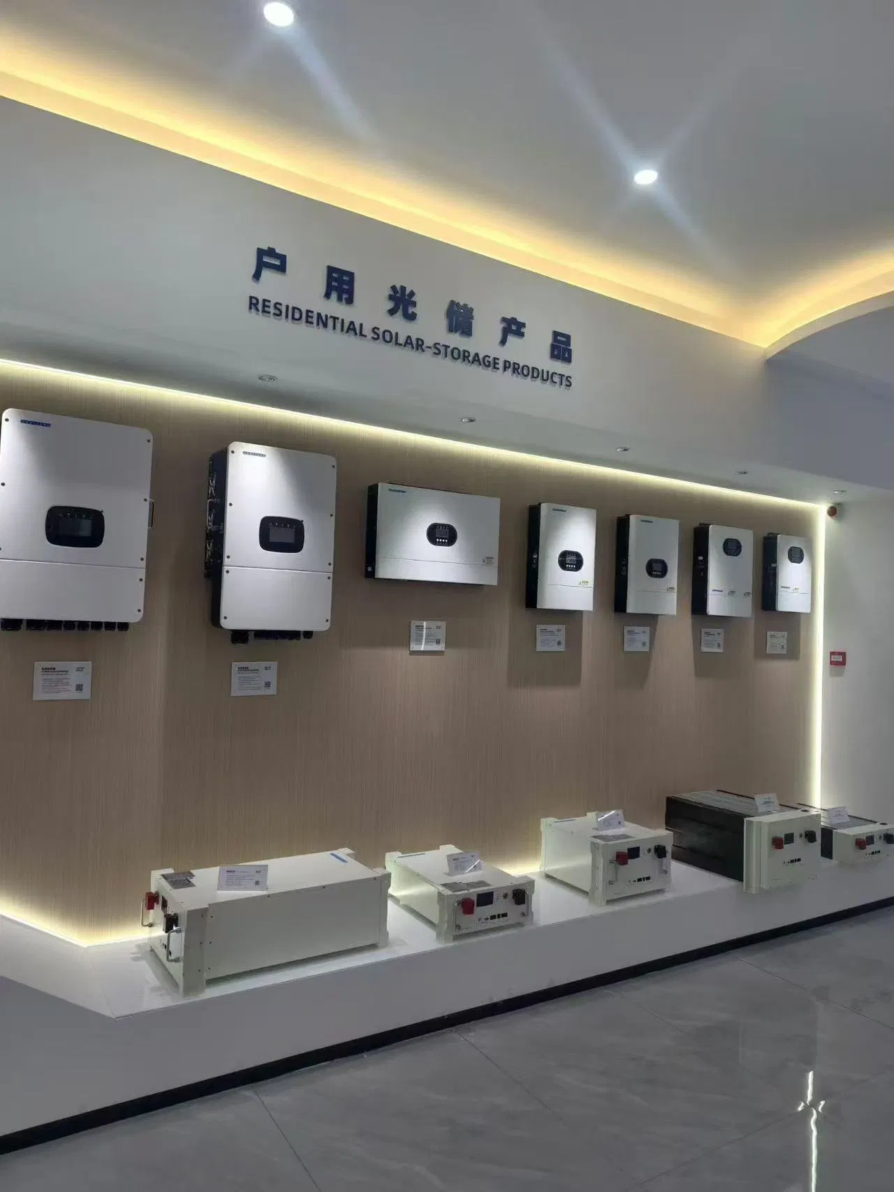 125kw/261kwh LiFePO4 Sistema de Armazenamento de Energia Solar Híbrido Comercial para Fazenda Conectado à Rede com Capacidades Off-Grid IP54 Proteção Líquida