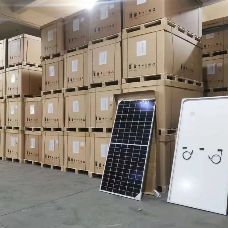 Sistema de Armazenamento de Energia Fotovoltaica com Células Solares Empilhadas a 10 Graus