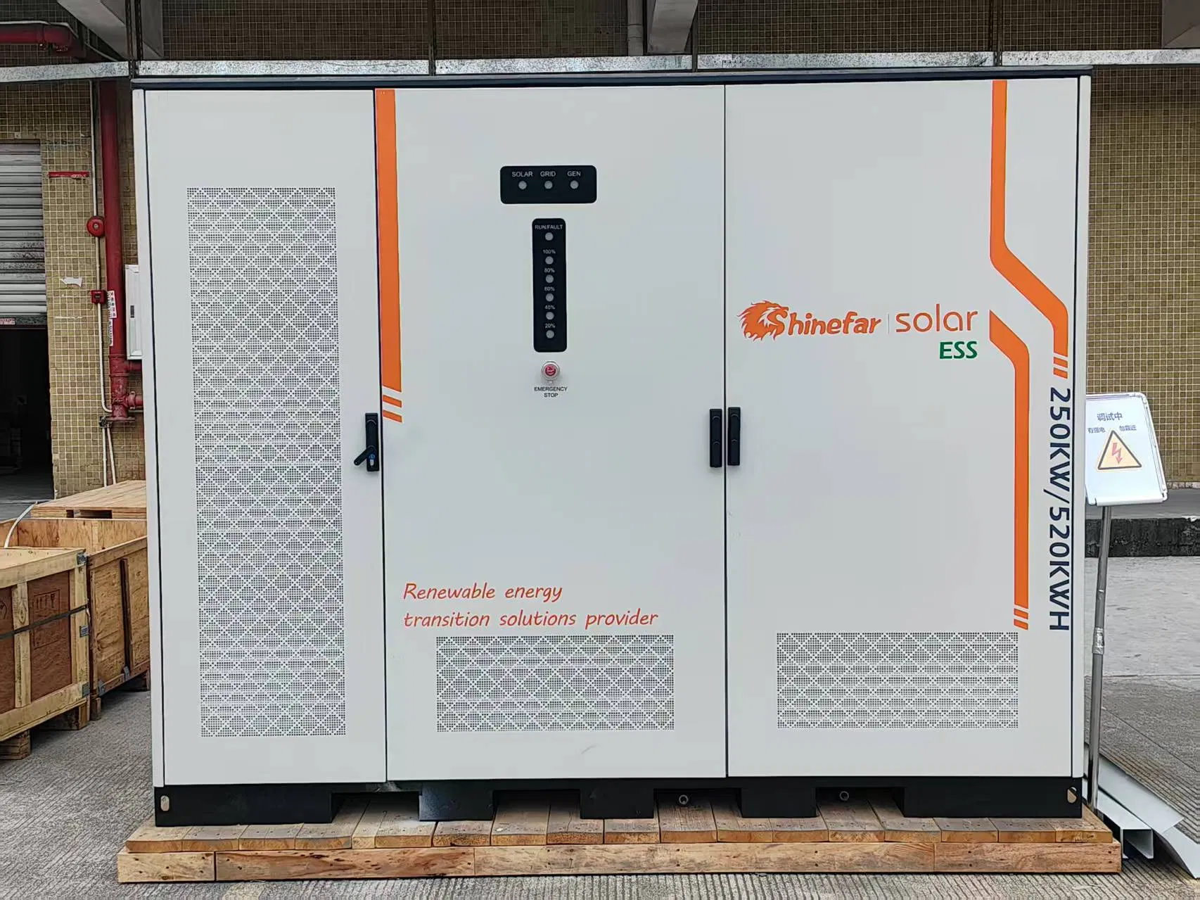 Ess 125kw/261kwh Armazenamento de Energia Solar LiFePO4 Resfriamento de Ar Inteligente Soluções de Armazenamento de Energia Industrial Comercial Sistema de Design Inteligente Pré-Instalado