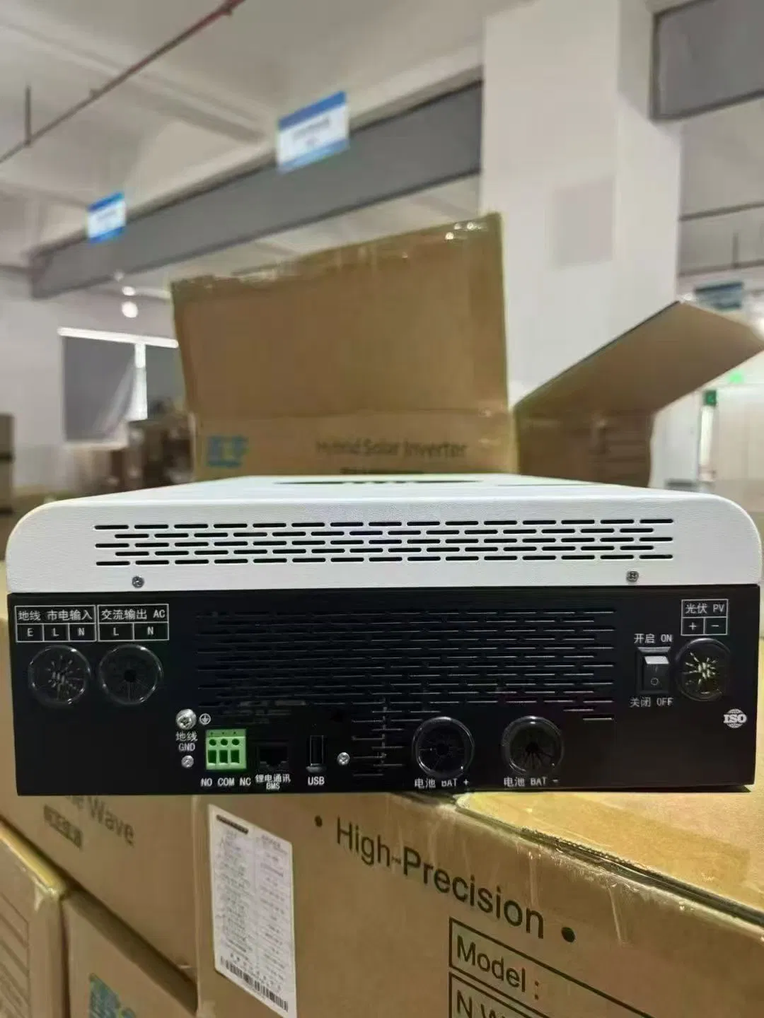 125kw/261kwh LiFePO4 Sistema de Armazenamento de Energia Solar Híbrido Comercial para Fazenda Conectado à Rede com Capacidades Off-Grid IP54 Proteção Líquida