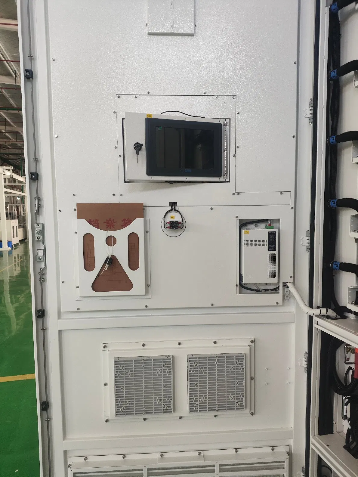 Armário de Armazenamento de Energia Industrial Durável 261kwh para Revenda