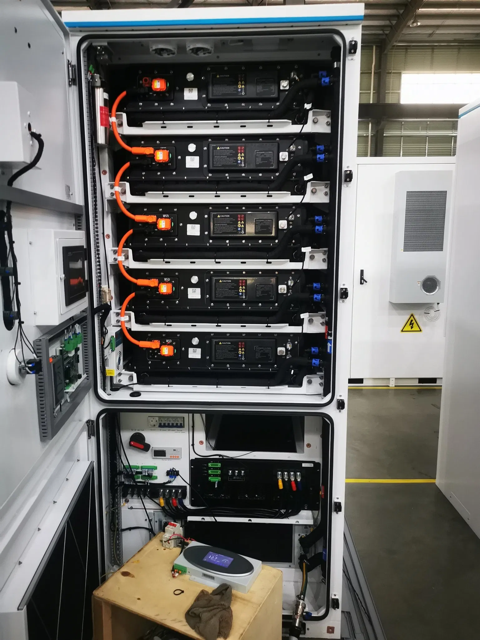 Sistema de Armazenamento de Energia em Bateria Microgrid Tudo-em-Um 2.6MW 5.2mwh com Sistema de Energia Solar Conectado à Rede Bateria LFP LiFePO4 Banco de Energia