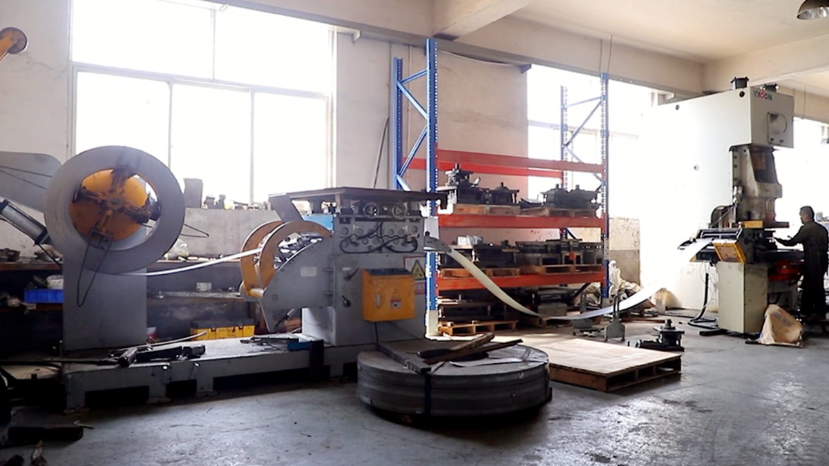Punching machine