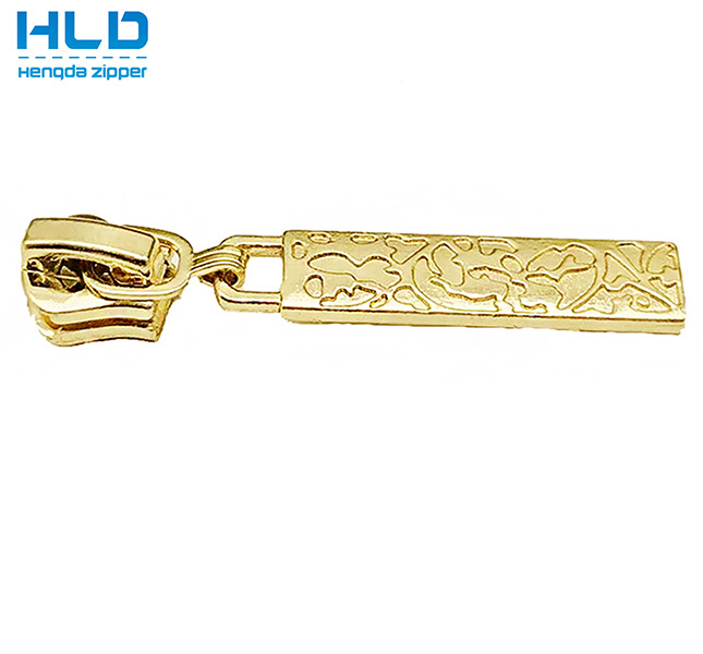 Hengda Factory Customized Type 5 Zipper Puller Gold Zipper Puller Pull Lock Head Zipper Slider And Puller