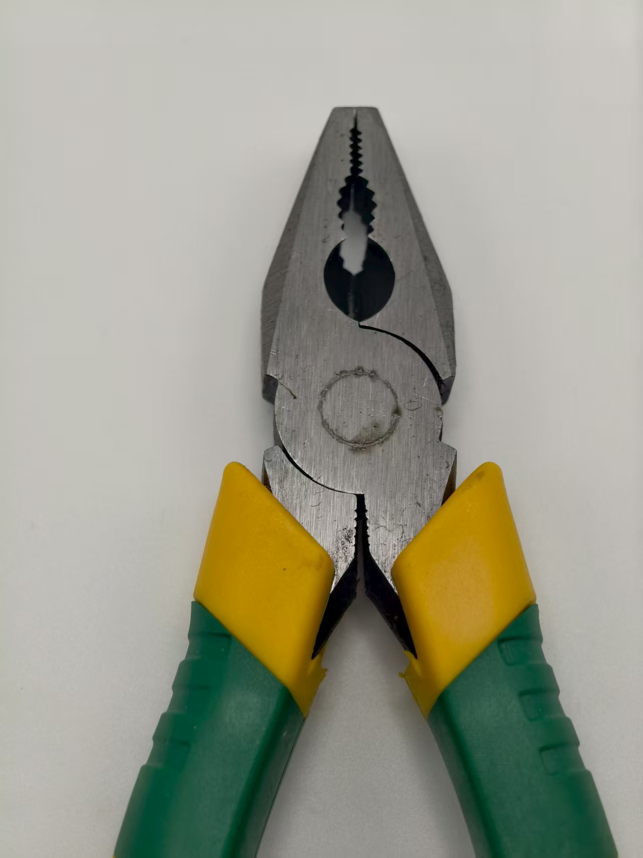 6 Inches Green and Yellow Handle Wire Cutters F01-106 Plier 6/Box